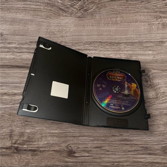 The Sword in the Stone DVD 45th Anniversary Edition Disney — Pre-Owned - Picture 2 of 2